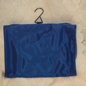 hrh princess elizabeth ' e'  cosmetic travel bag hanging